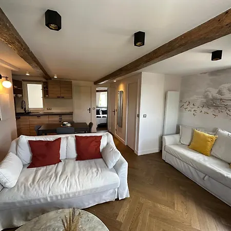 Appartement Rénové - Centre - Parking - à Pied