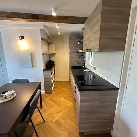 Appartement Rénové - Centre - Parking - à Pied Honfleur